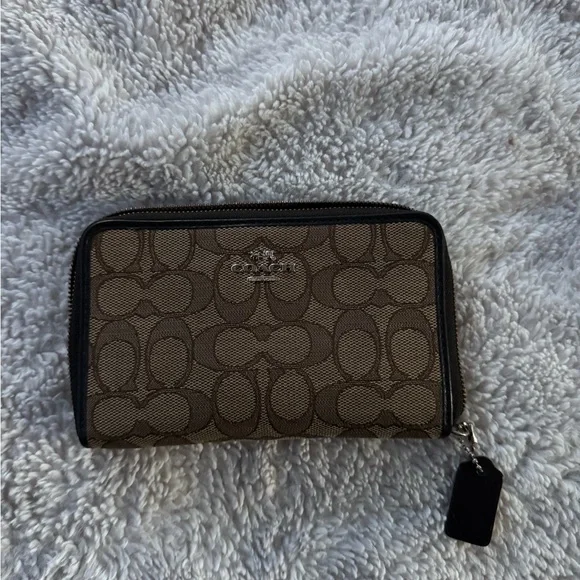 Coach Signature Brown and Black Wallet - Picture 3 of 7